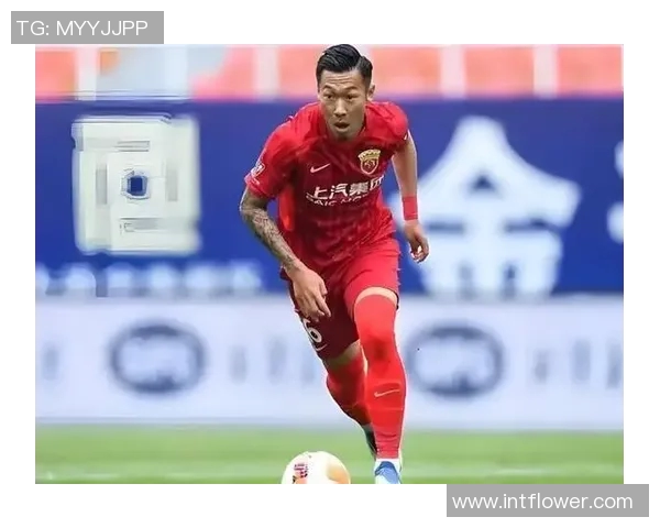 国足新集训名单公布申花六将入选郑智陈涛辞职教练组大调整